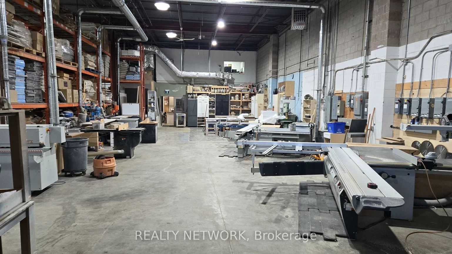 2172, Wyecroft, 1014 - QE Queen Elizabeth, Oakville