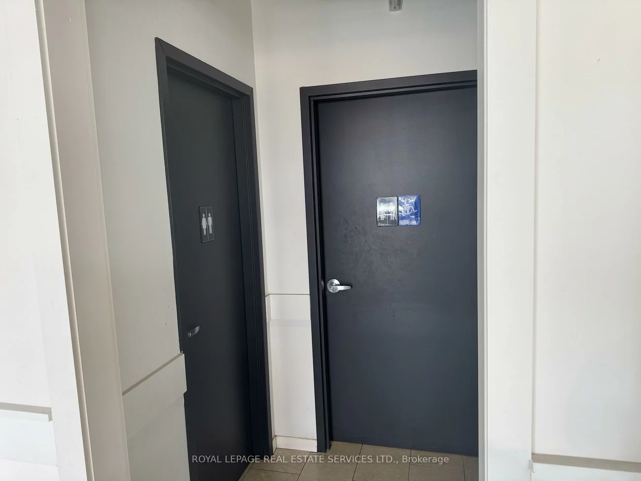 330, Dundas, 1018 - WC Wedgewood Creek, Oakville