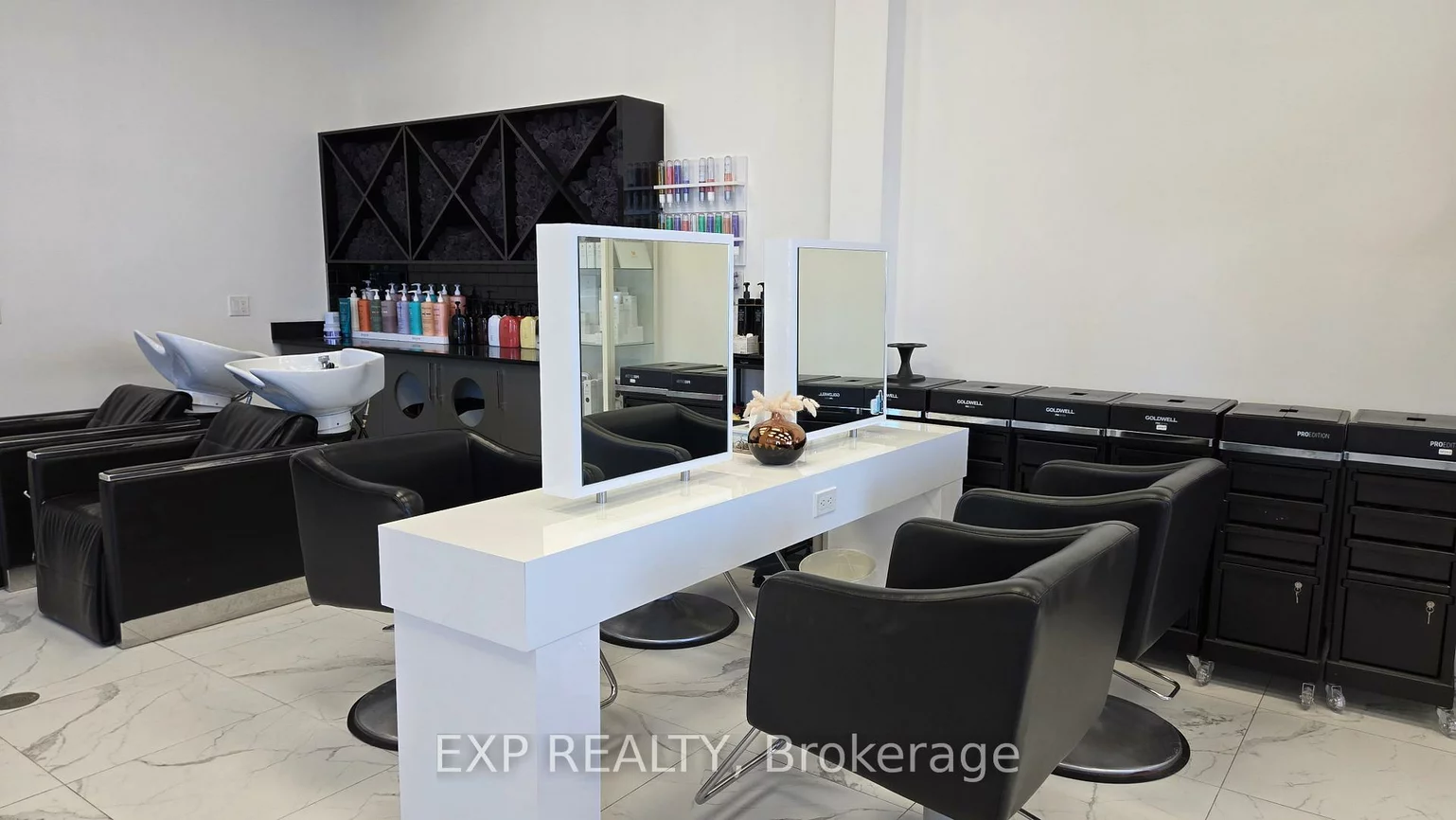 1903, Ironoak, 1005 - FA Falgarwood, Oakville