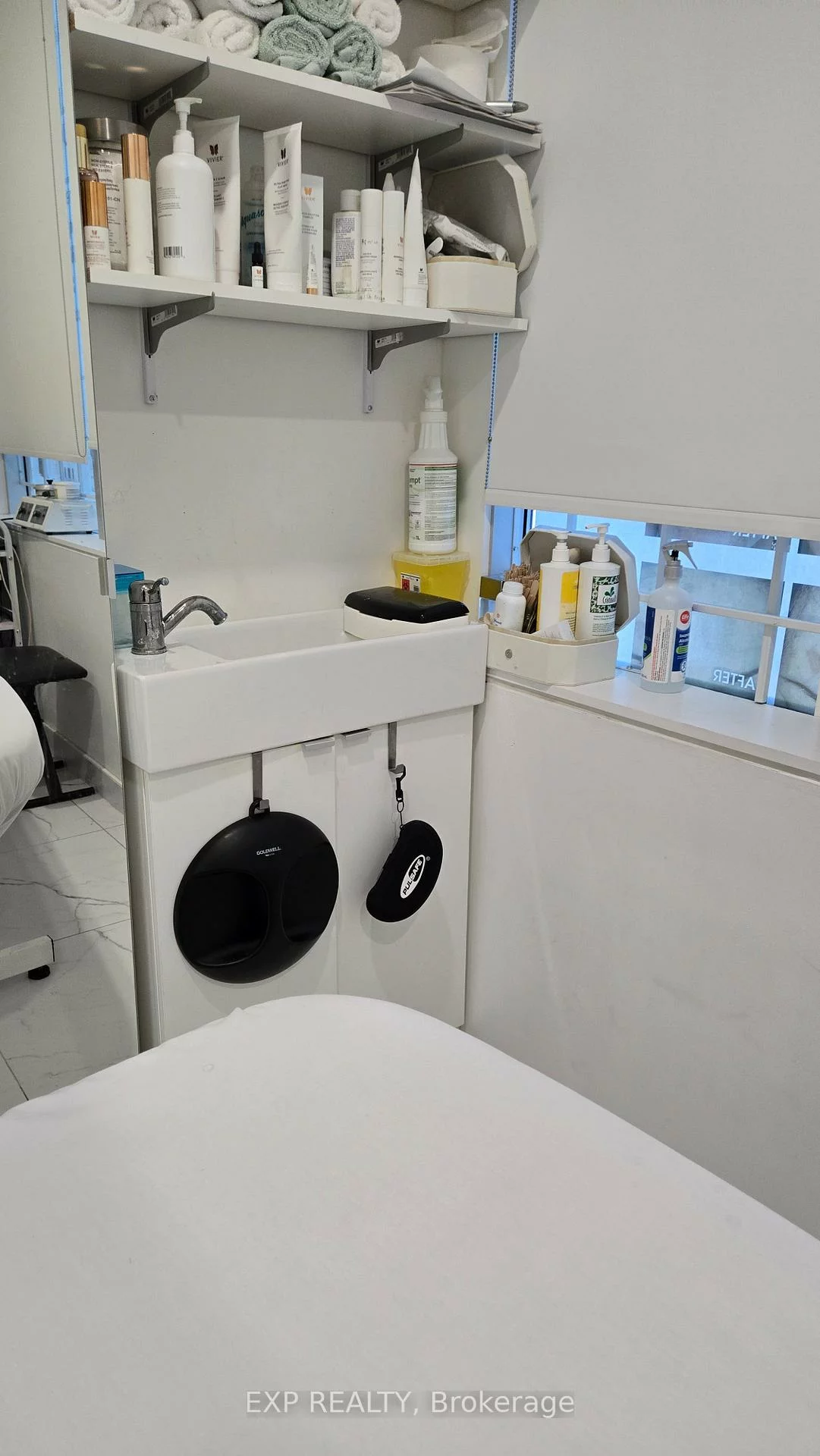 1903, Ironoak, 1005 - FA Falgarwood, Oakville