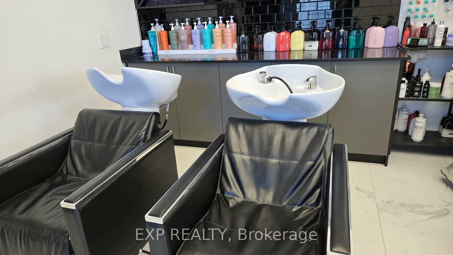 1903, Ironoak, 1005 - FA Falgarwood, Oakville