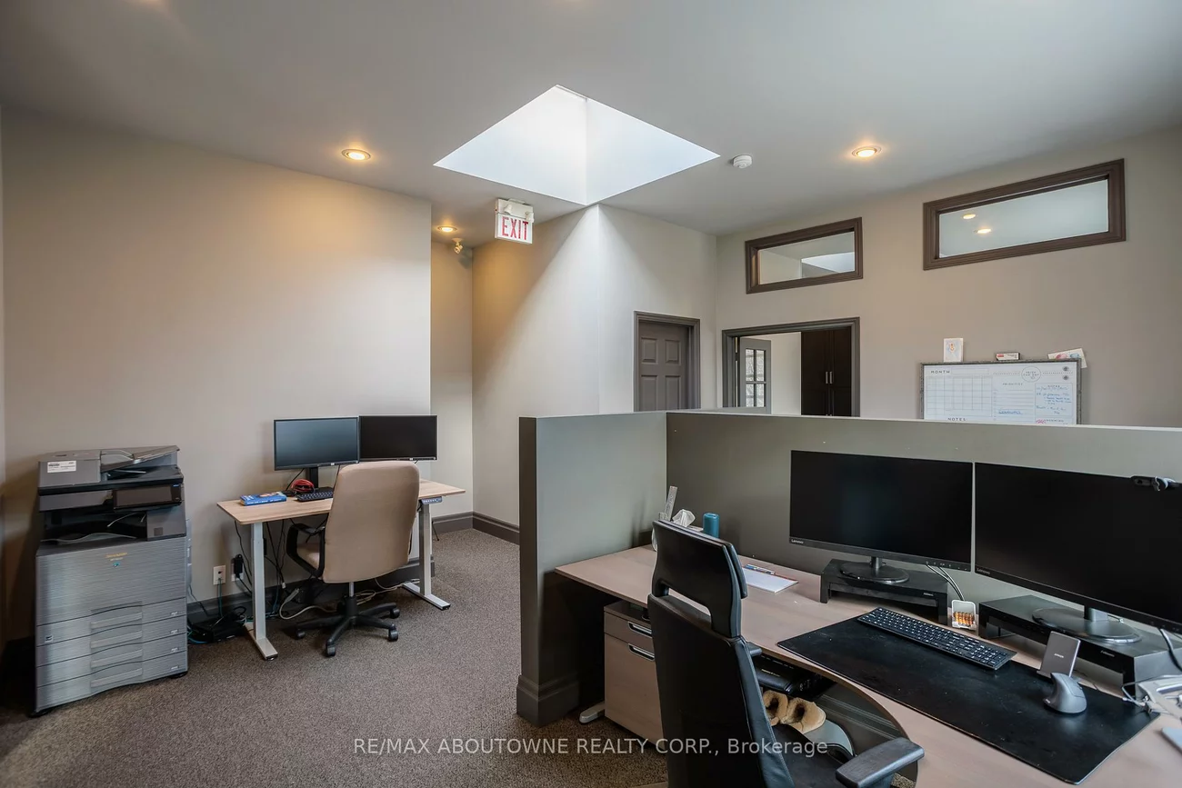 1464, Cornwall, 1011 - MO Morrison, Oakville