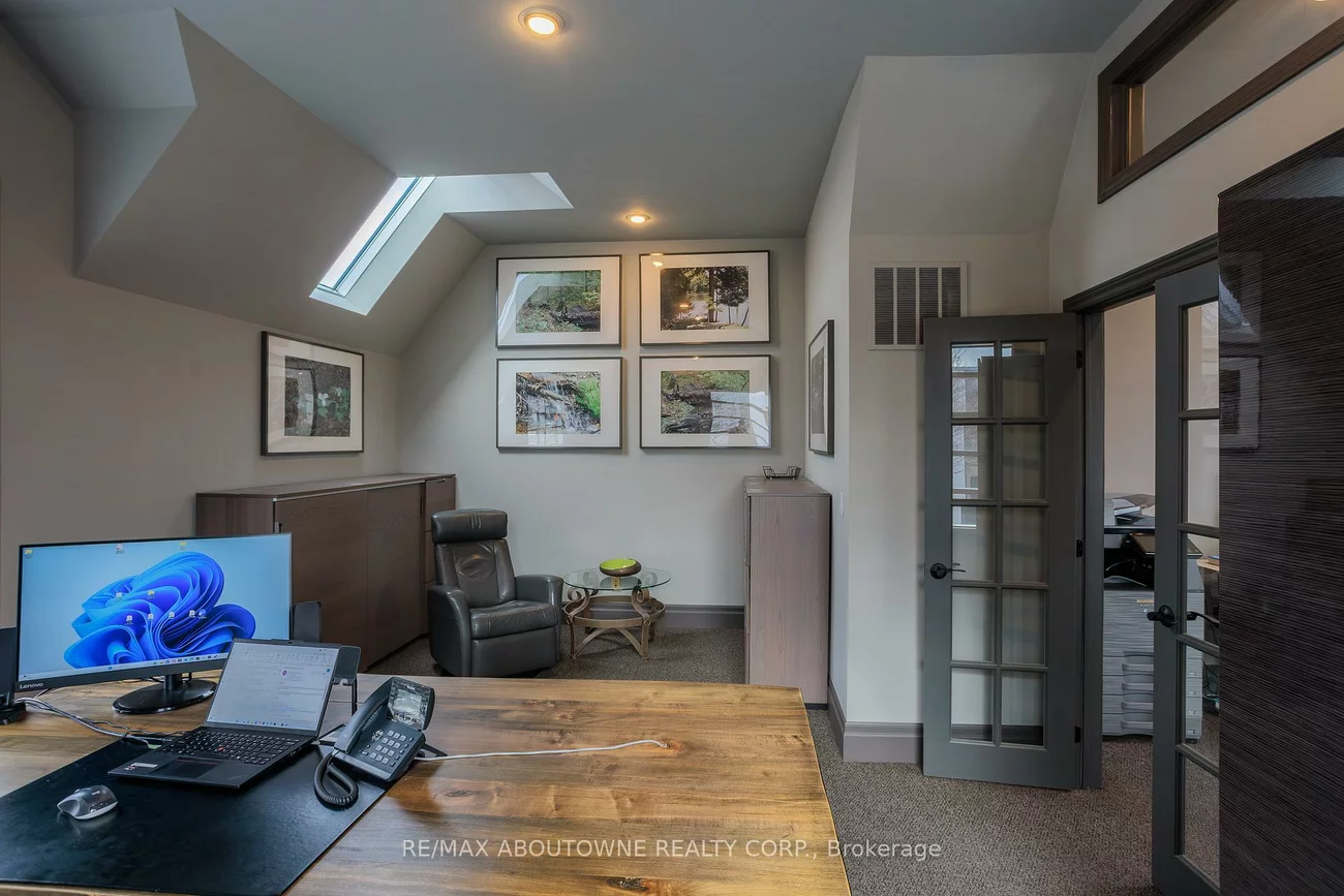 1464, Cornwall, 1011 - MO Morrison, Oakville