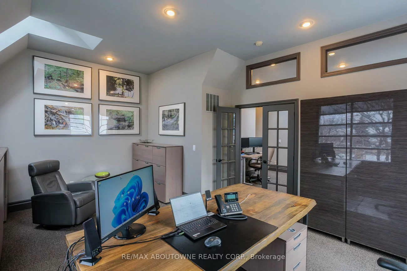 1464, Cornwall, 1011 - MO Morrison, Oakville