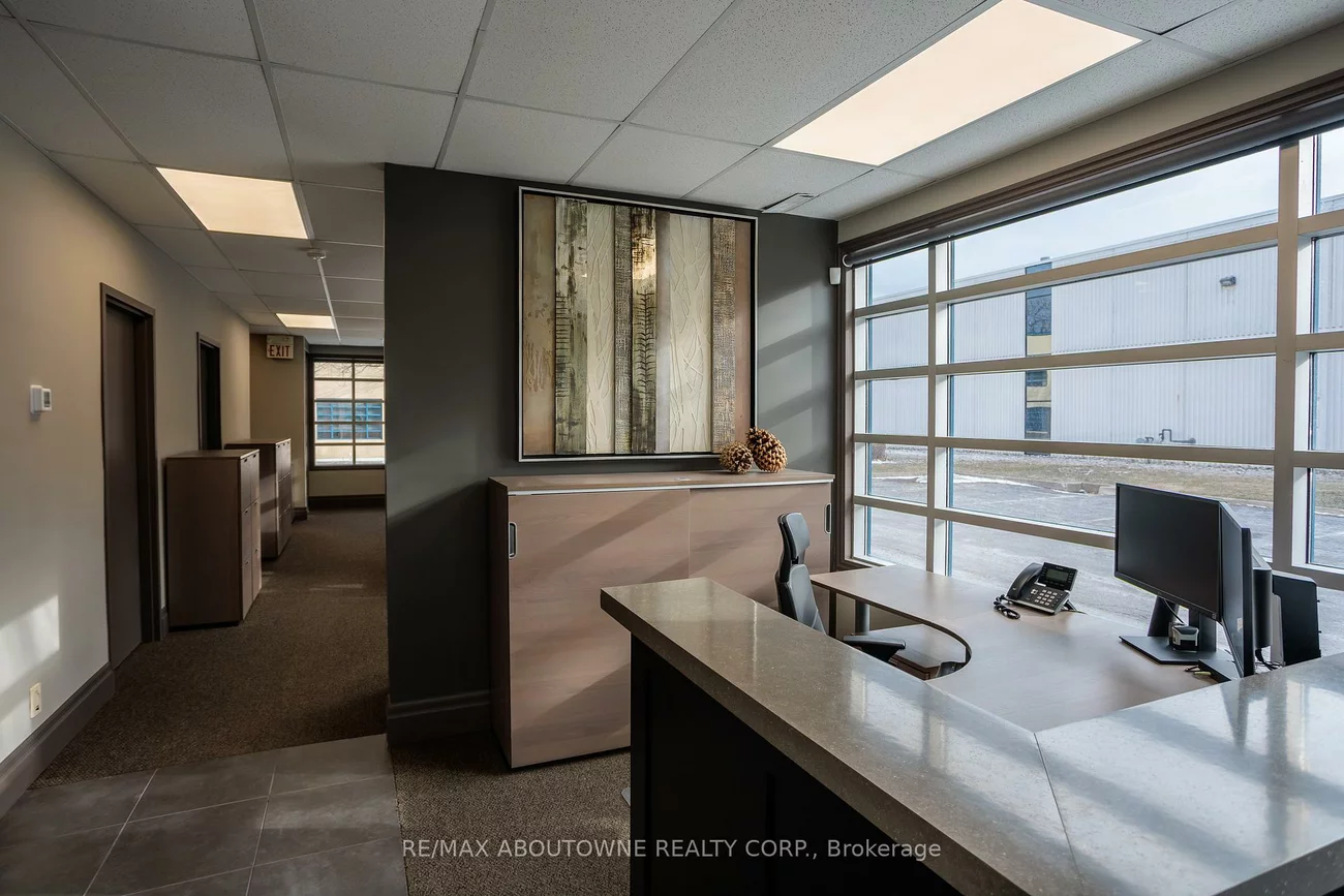 1464, Cornwall, 1011 - MO Morrison, Oakville