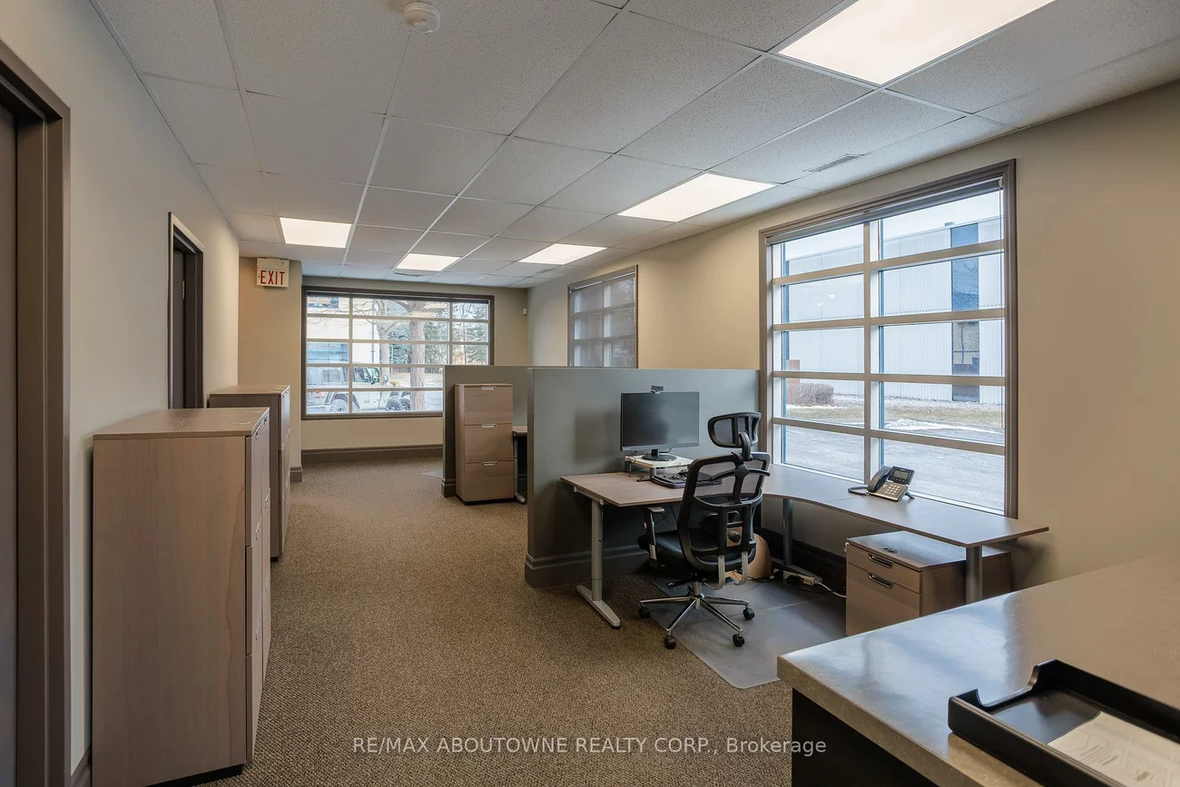 1464, Cornwall, 1011 - MO Morrison, Oakville