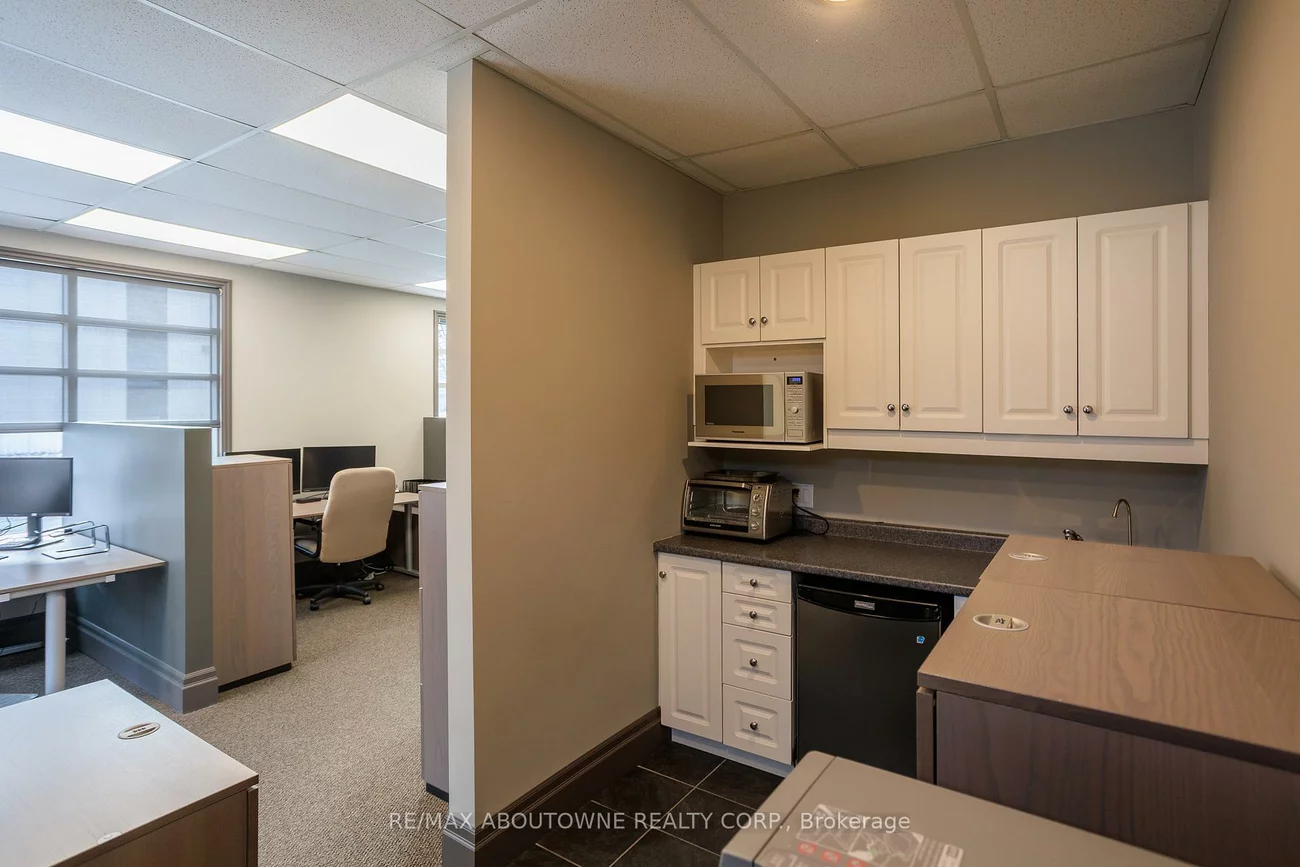 1464, Cornwall, 1011 - MO Morrison, Oakville