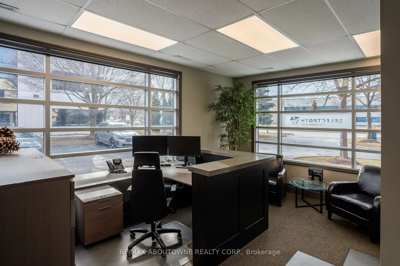 1464, Cornwall, 1011 - MO Morrison, Oakville