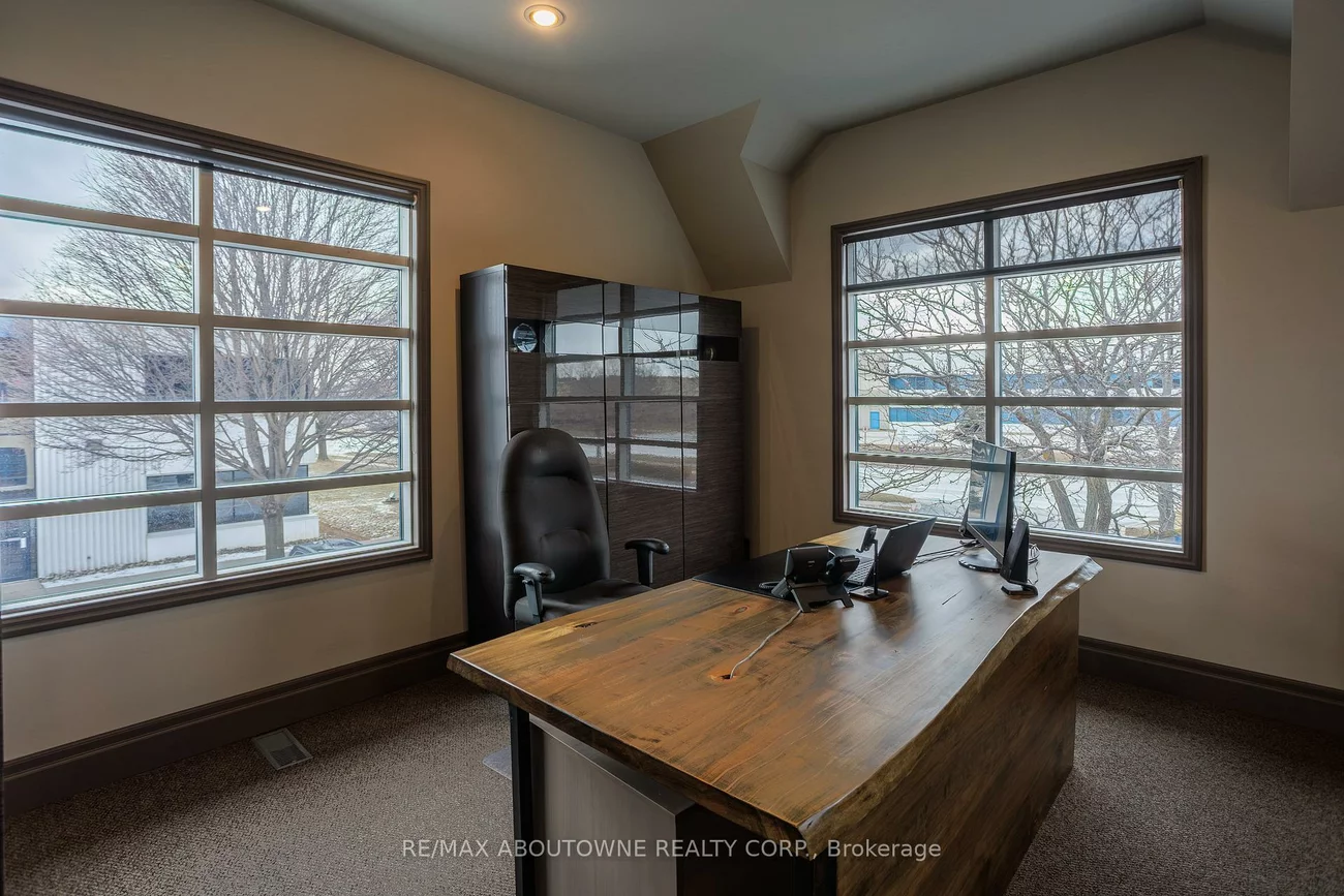 1464, Cornwall, 1011 - MO Morrison, Oakville