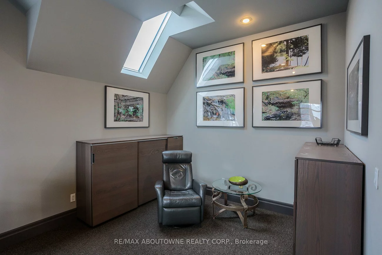 1464, Cornwall, 1011 - MO Morrison, Oakville