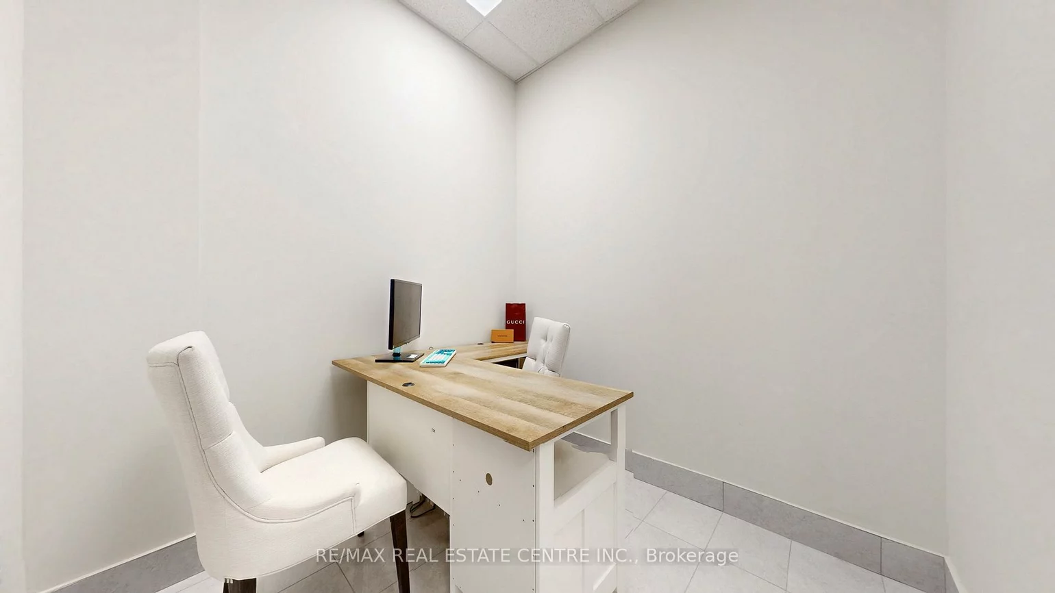 150, Oak Park, 1015 - RO River Oaks, Oakville