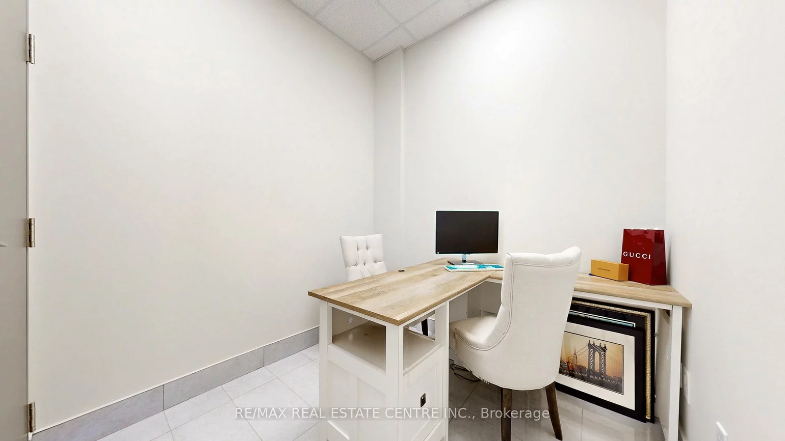 150, Oak Park, 1015 - RO River Oaks, Oakville