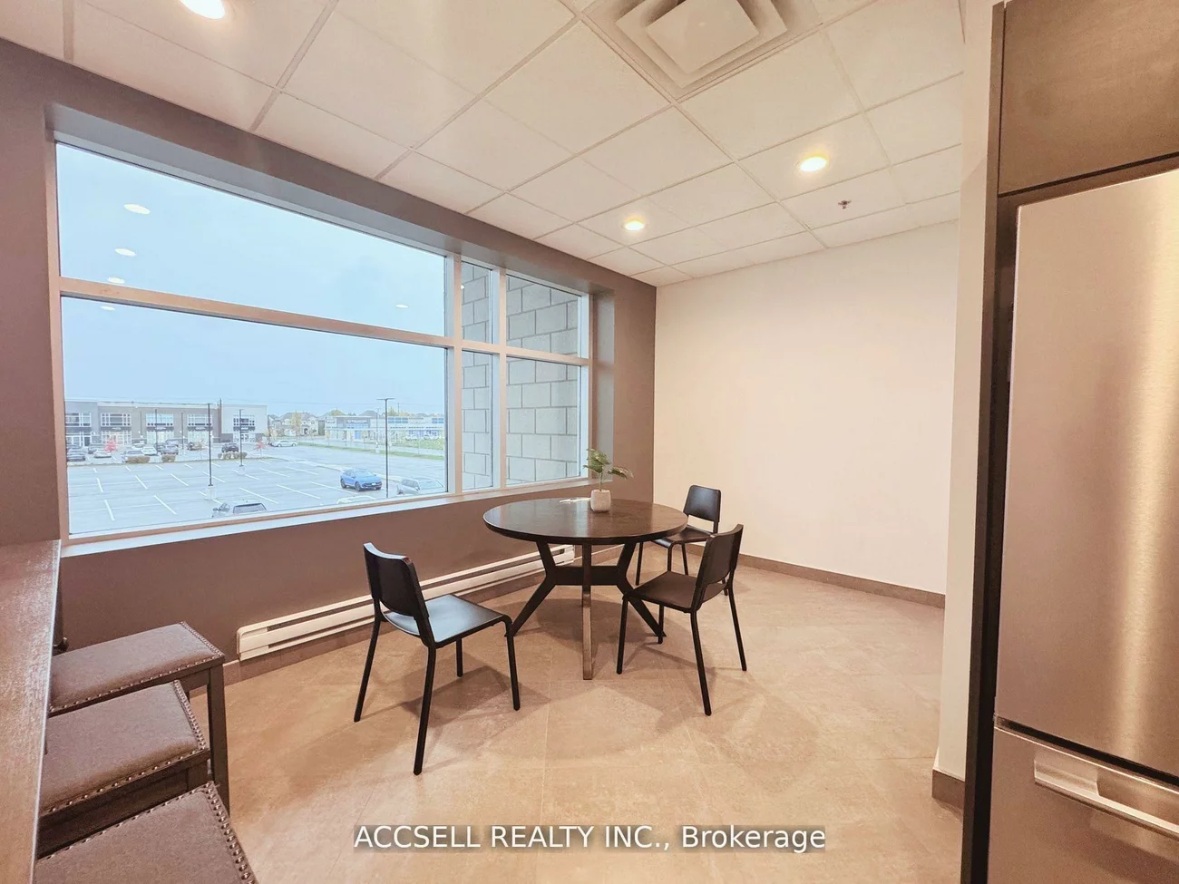 3485, Rebecca, 1014 - QE Queen Elizabeth, Oakville