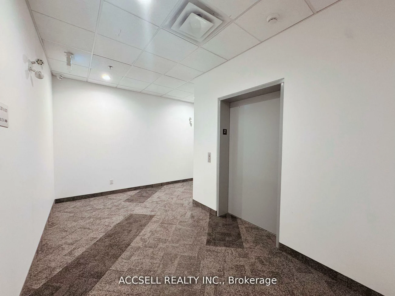 3485, Rebecca, 1014 - QE Queen Elizabeth, Oakville