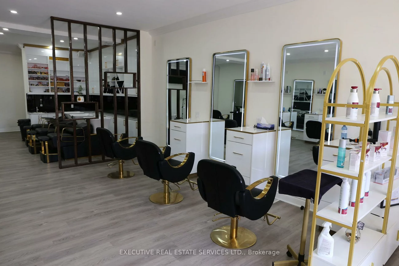 328, Kerr, 1002 - CO Central, Oakville