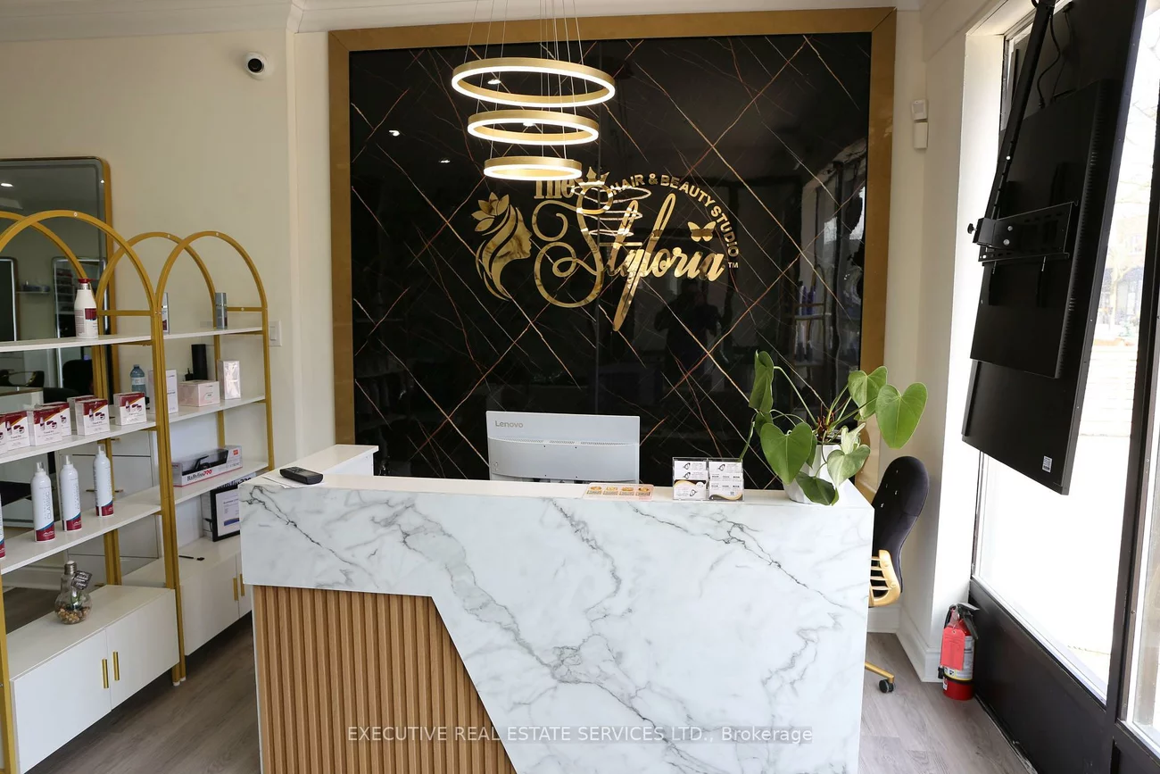 328, Kerr, 1002 - CO Central, Oakville