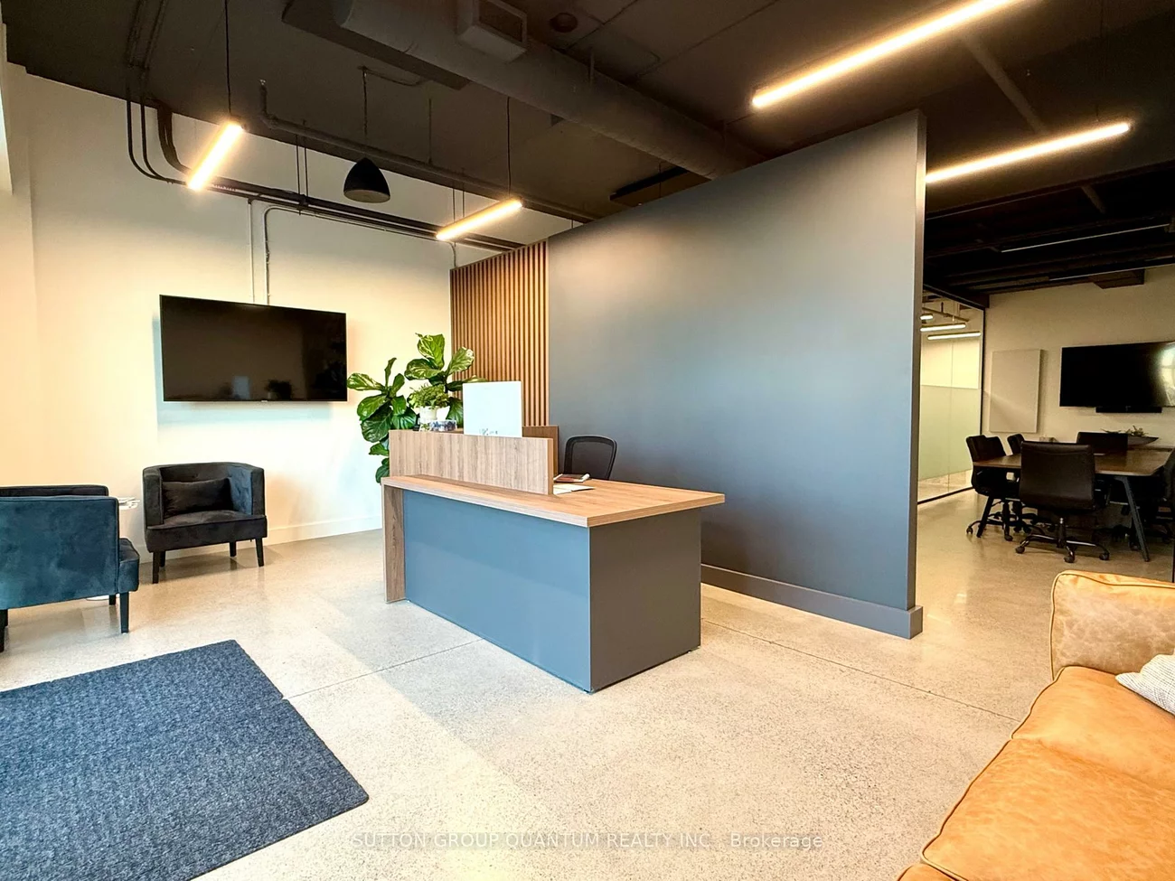 3485, Rebecca, 1014 - QE Queen Elizabeth, Oakville