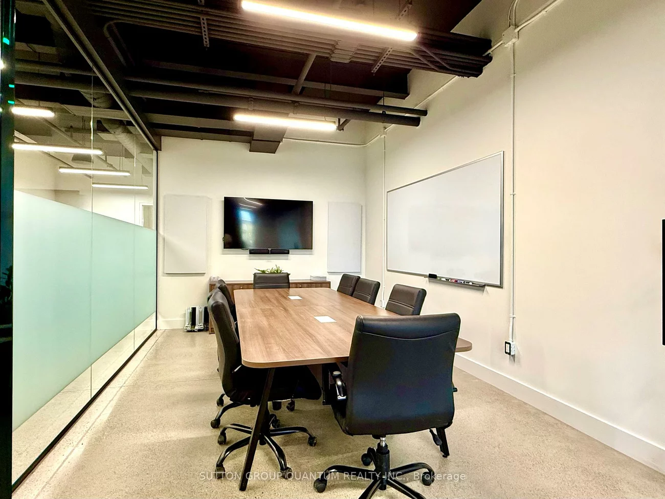 3485, Rebecca, 1014 - QE Queen Elizabeth, Oakville