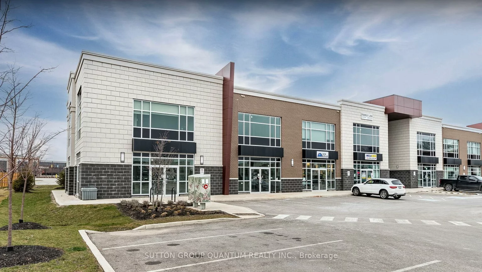 3485, Rebecca, 1014 - QE Queen Elizabeth, Oakville