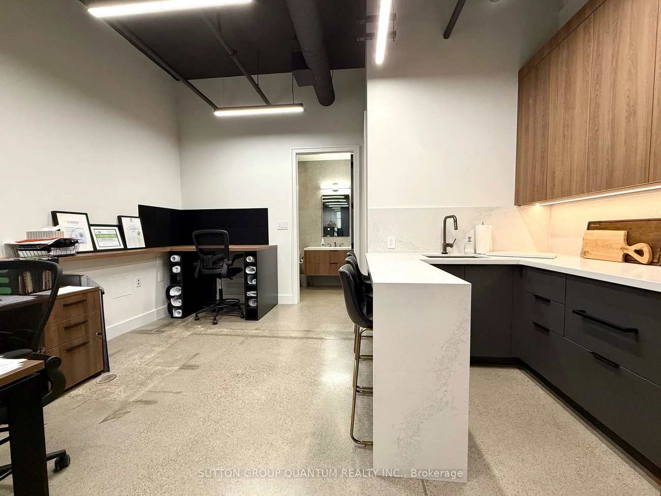 3485, Rebecca, 1014 - QE Queen Elizabeth, Oakville