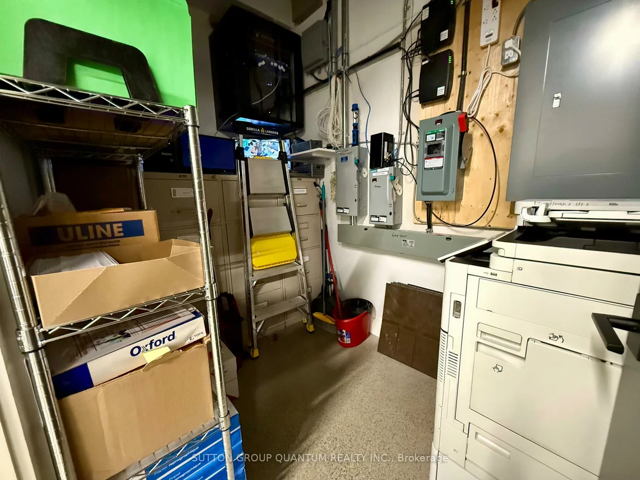 3485, Rebecca, 1014 - QE Queen Elizabeth, Oakville