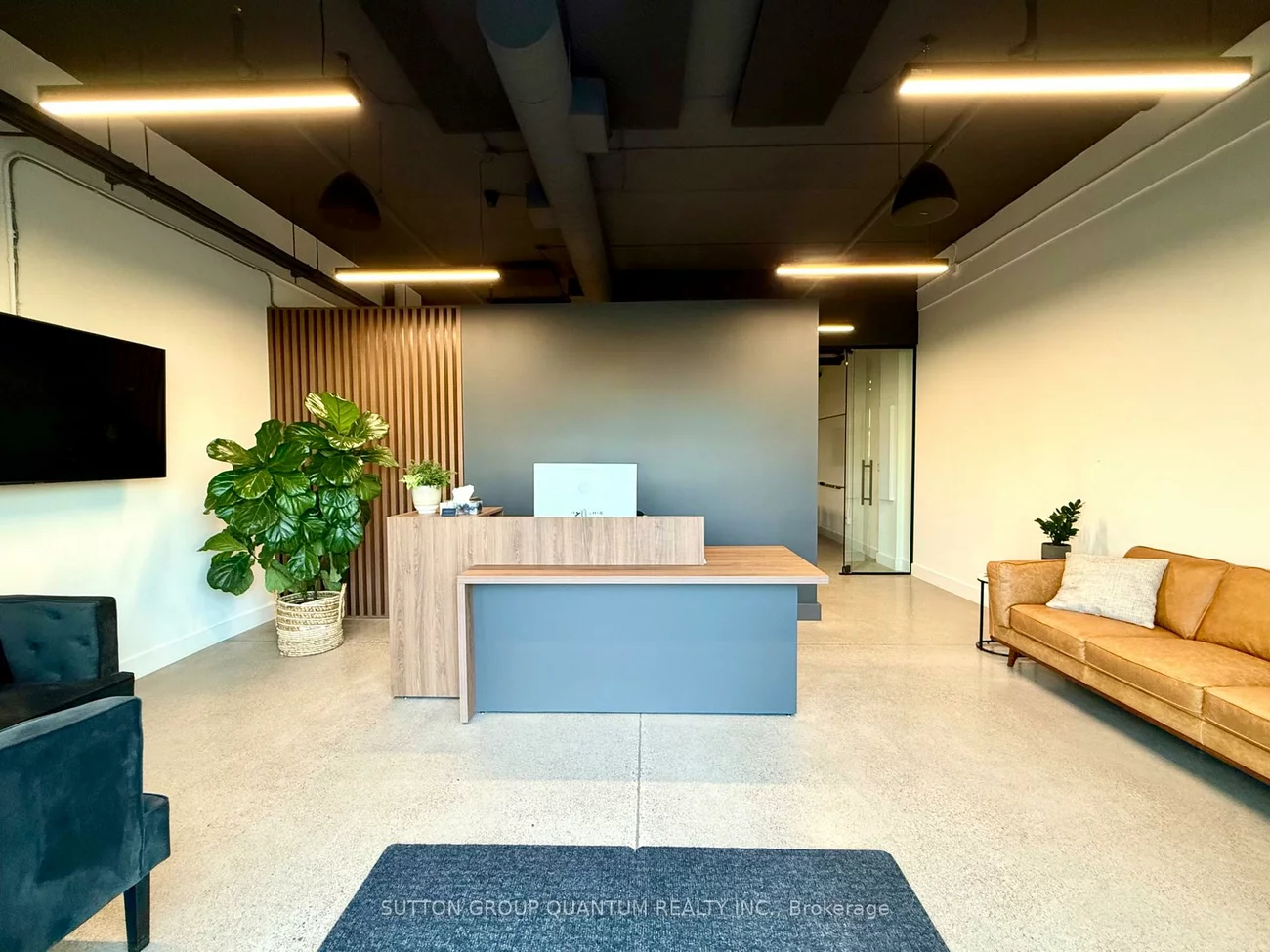 3485, Rebecca, 1014 - QE Queen Elizabeth, Oakville