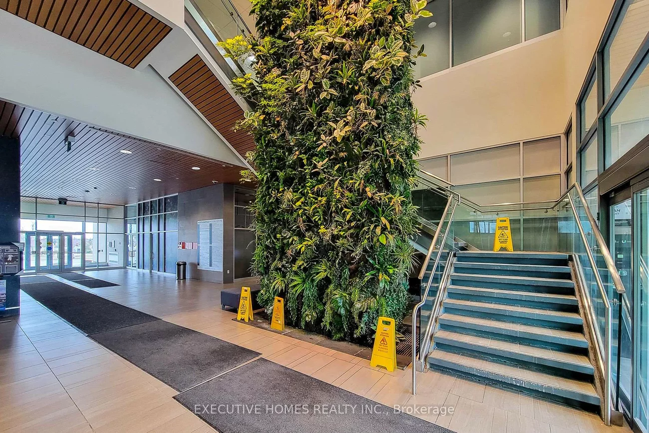 3075, Hospital, 1012 - NW Northwest, Oakville