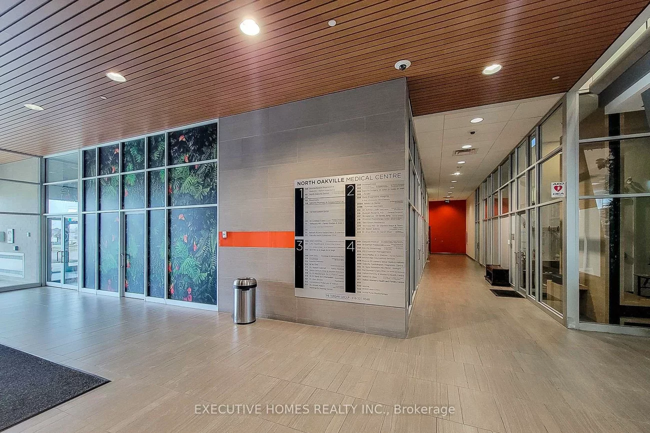 3075, Hospital, 1012 - NW Northwest, Oakville