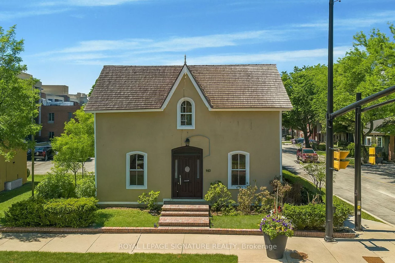 140, Trafalgar, 1013 - OO Old Oakville, Oakville