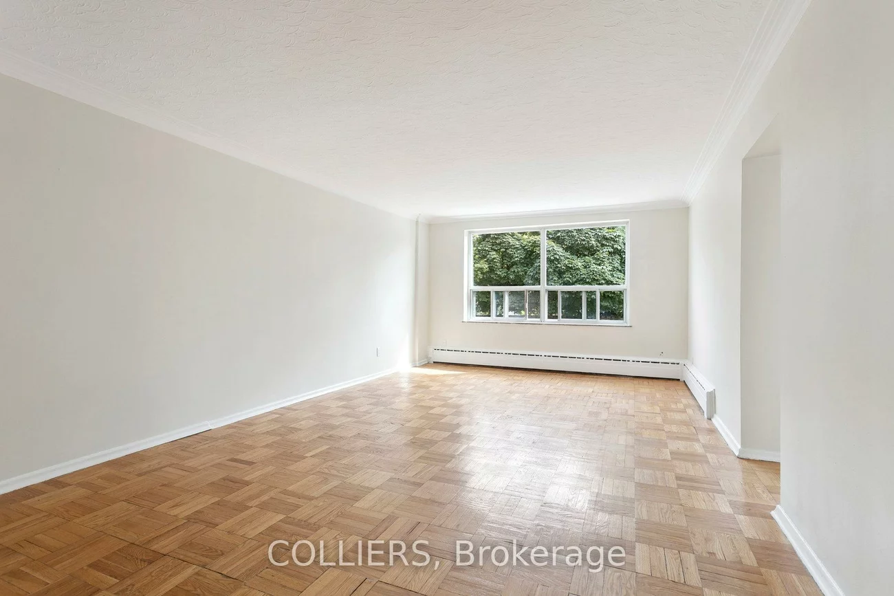 56, South Forster Park, 1002 - CO Central, Oakville