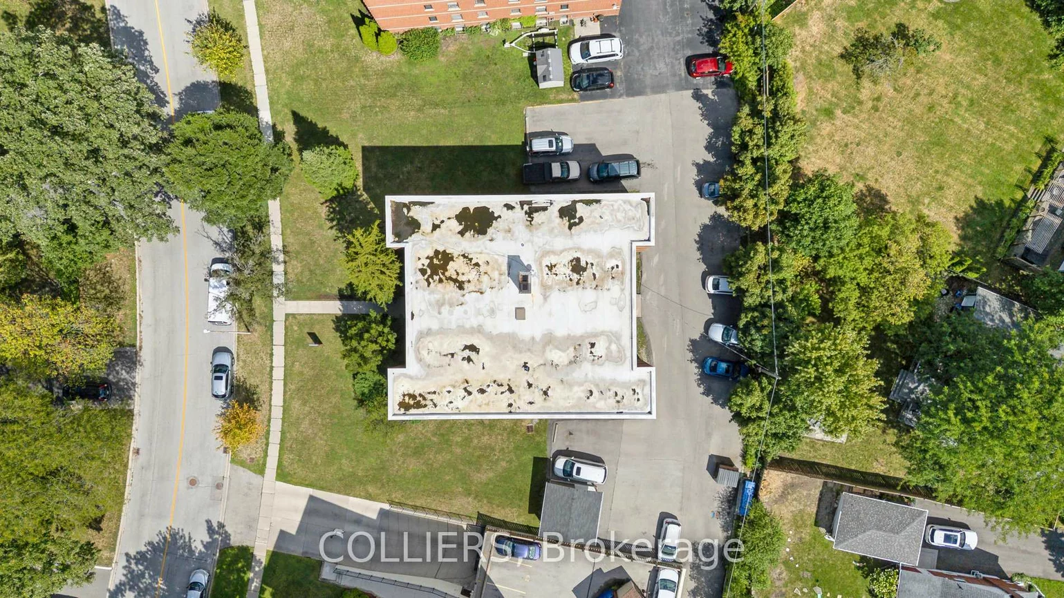 56, South Forster Park, 1002 - CO Central, Oakville