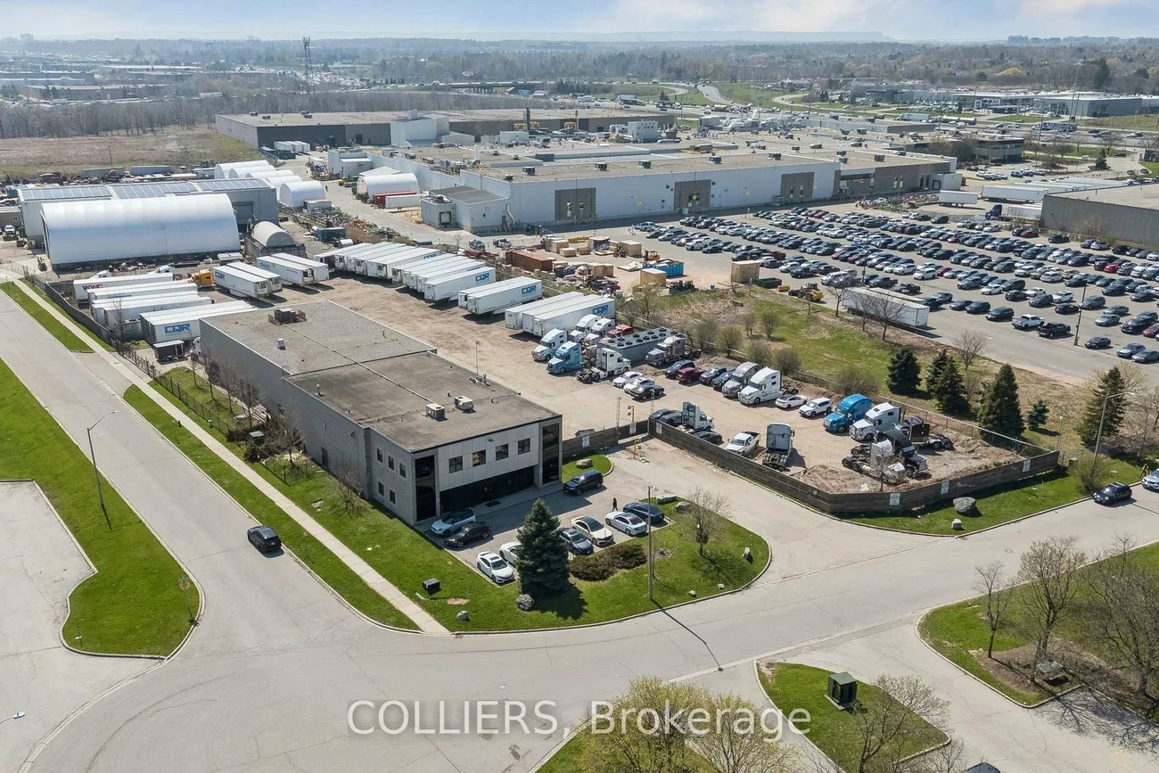 860, Progress, 1014 - QE Queen Elizabeth, Oakville