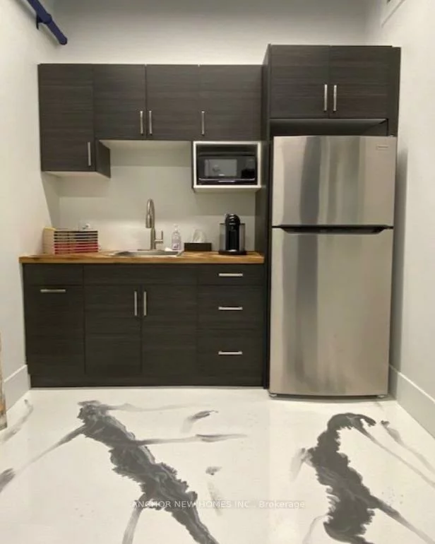 3485, Rebecca, 1014 - QE Queen Elizabeth, Oakville