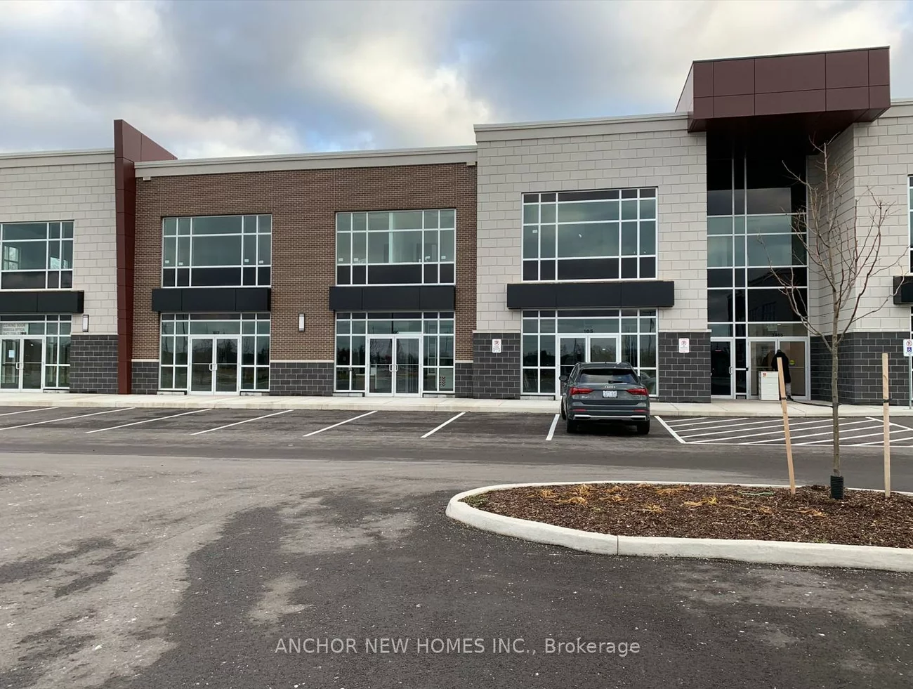 3485, Rebecca, 1014 - QE Queen Elizabeth, Oakville