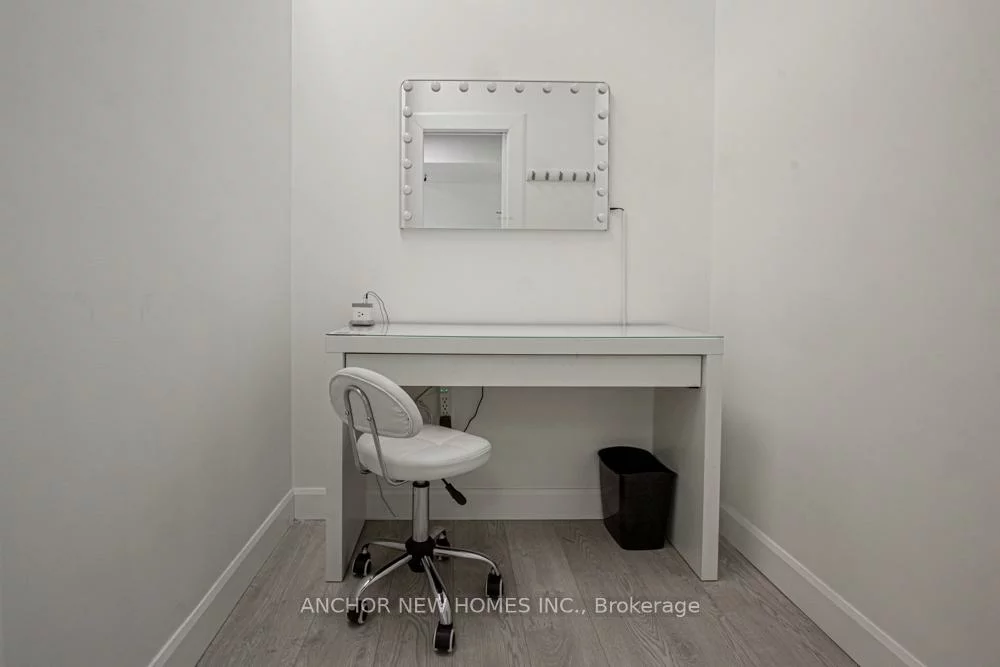 3485, Rebecca, 1014 - QE Queen Elizabeth, Oakville