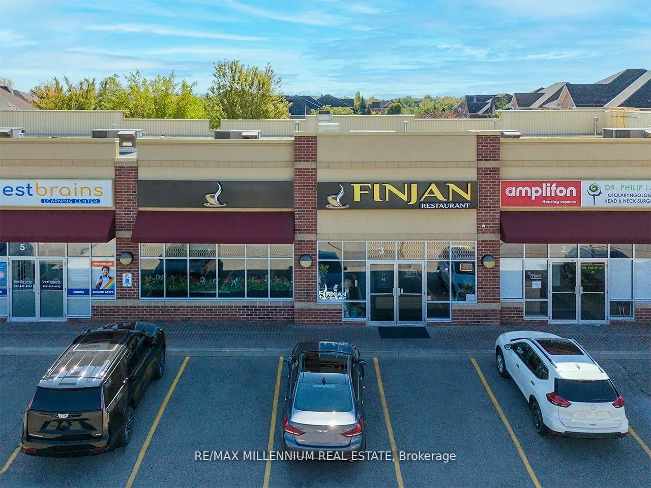 2520, Postmaster, 1019 - WM Westmount, Oakville
