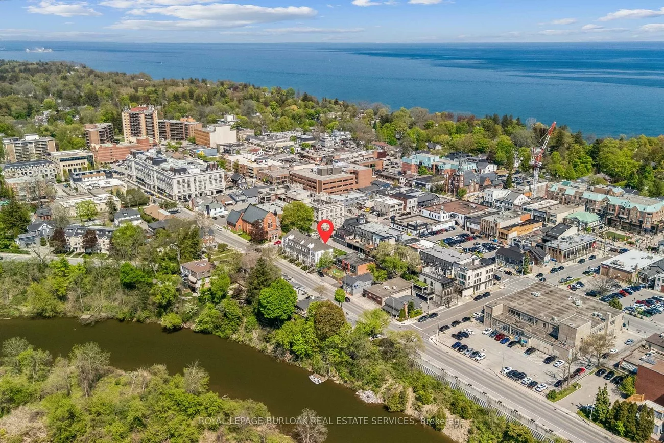 132, Dunn, 1013 - OO Old Oakville, Oakville