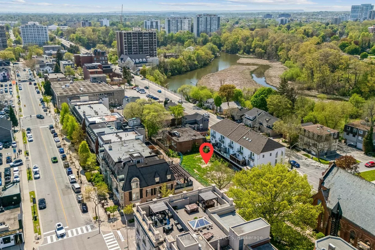 132, Dunn, 1013 - OO Old Oakville, Oakville