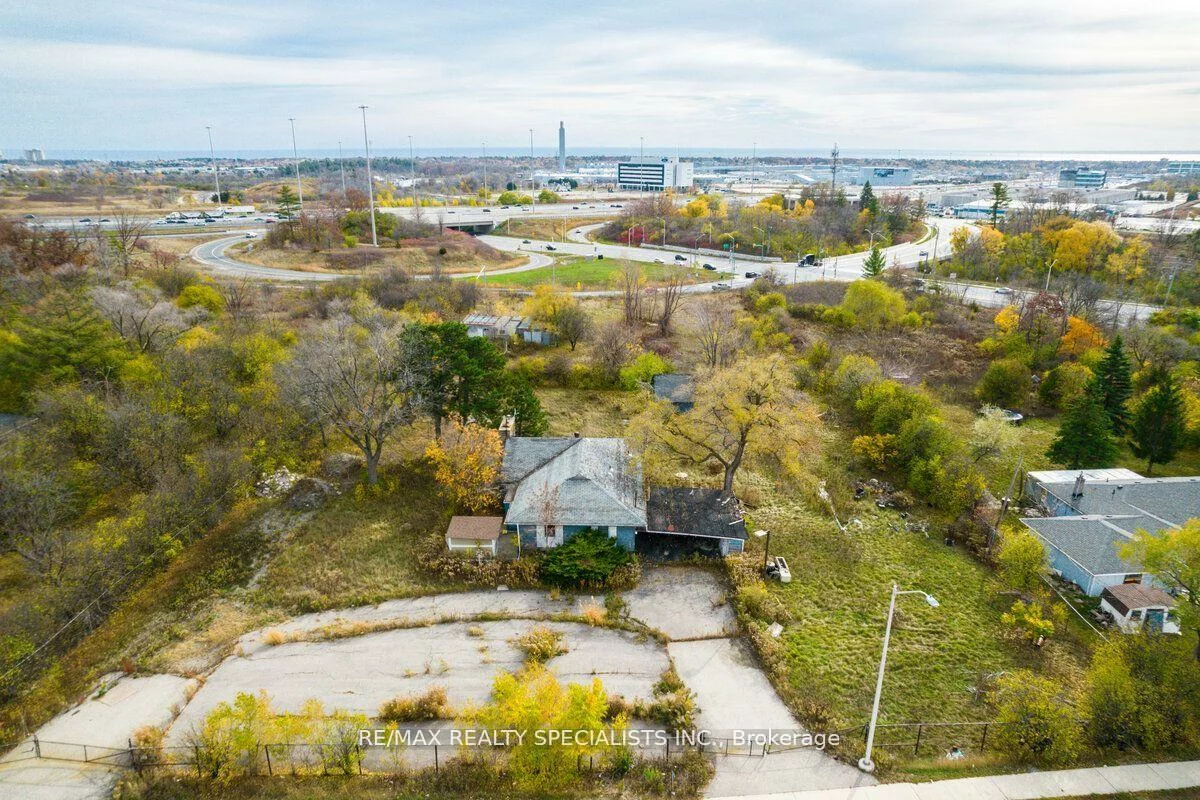 2036, Upper Middle, 1021 - WP Winston Park, Oakville