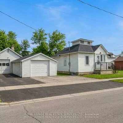 2386, Sovereign, 1001 - BR Bronte, Oakville