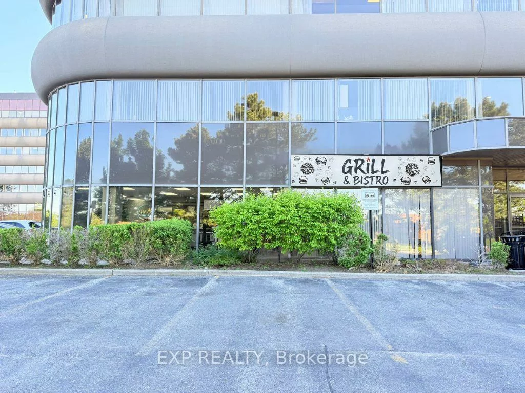700, Dorval, 1014 - QE Queen Elizabeth, Oakville
