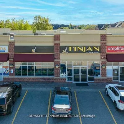 2520, Postmaster, 1019 - WM Westmount, Oakville