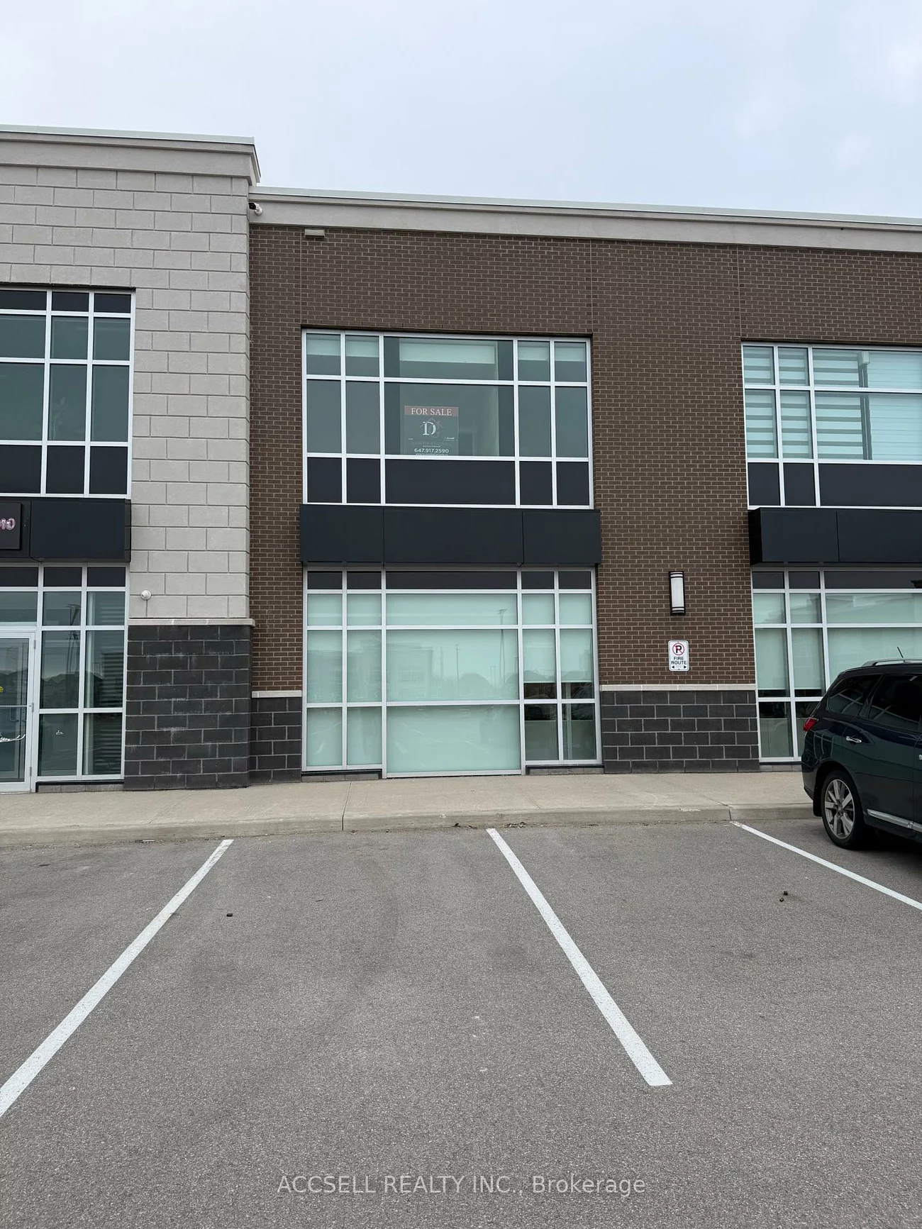 3485, Rebecca, 1014 - QE Queen Elizabeth, Oakville