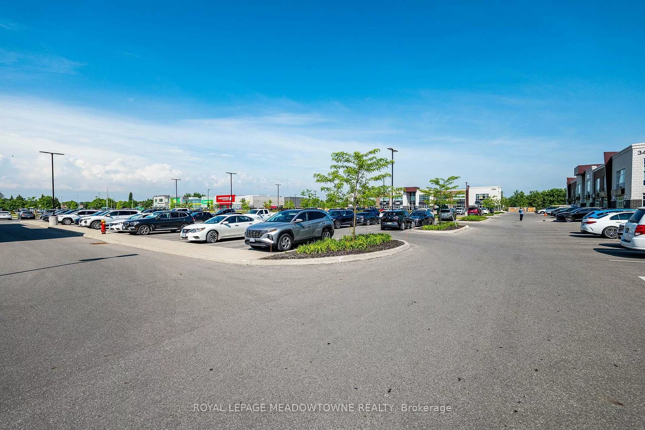 3485, Rebecca, 1014 - QE Queen Elizabeth, Oakville