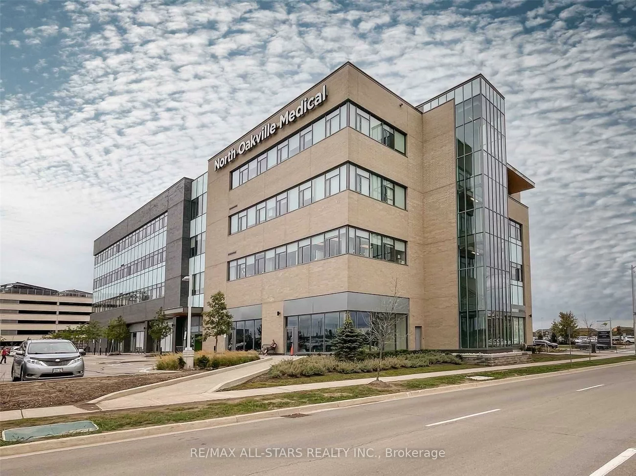 3075, Hospital, 1012 - NW Northwest, Oakville