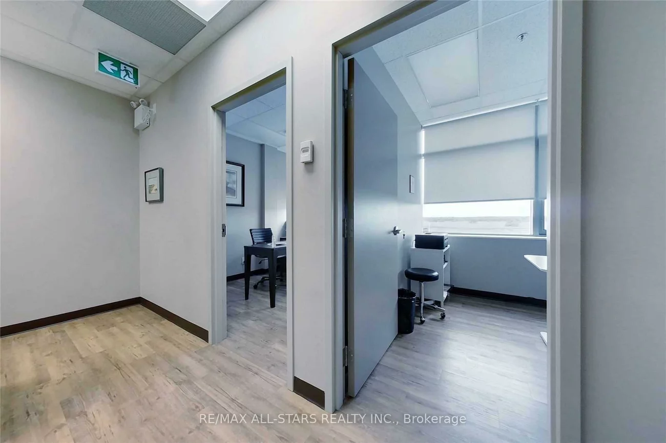 3075, Hospital, 1012 - NW Northwest, Oakville