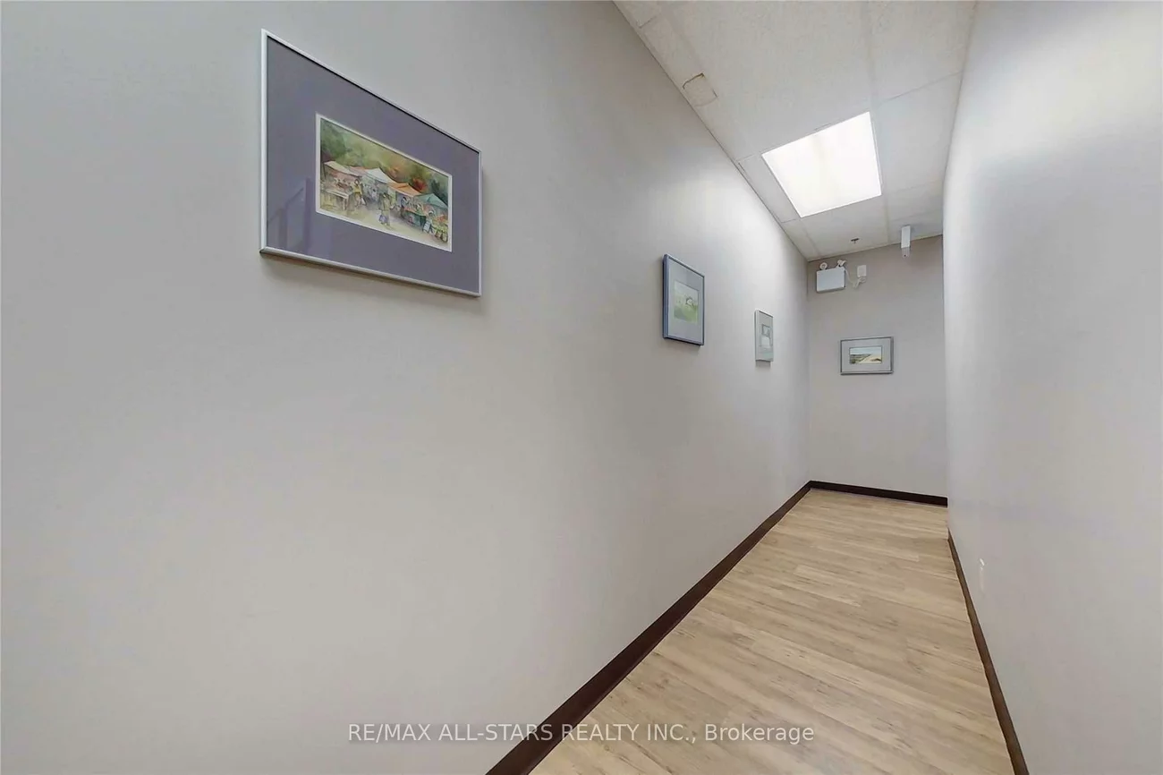 3075, Hospital, 1012 - NW Northwest, Oakville
