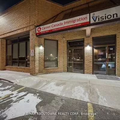 775, Pacific, 1014 - QE Queen Elizabeth, Oakville