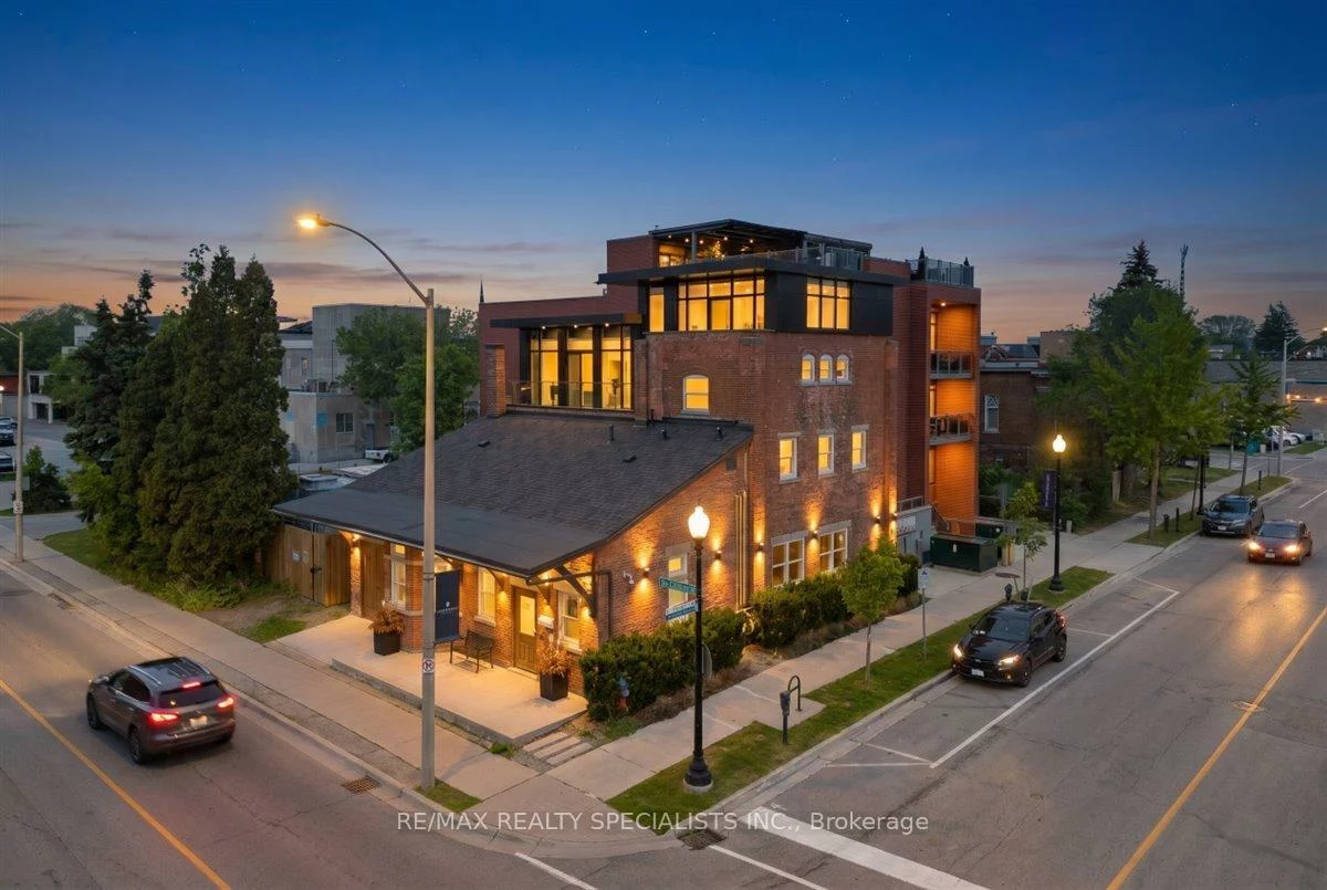 139, Thomas, 1013 - OO Old Oakville, Oakville