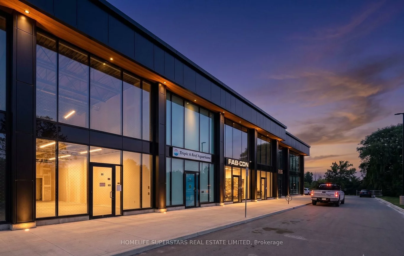 530, Speers, 1014 - QE Queen Elizabeth, Oakville
